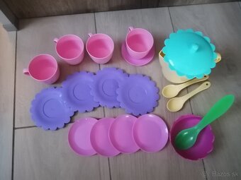 Kuchynský riad, sporák, náradie do kuchynky, na varenie - 18