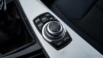 BMW Rad 3 318d e90 - 18