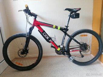 Horský bicykel GT - 18