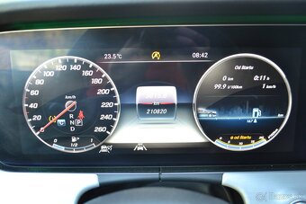 Mercedes-Benz E trieda Kupé 300d - 18