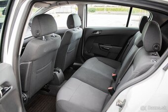 Opel Astra 1.6 ecoFLEX, 85kW, M5 - 18