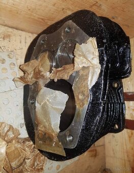 Originální nové válce písty kroužky z vojenského depozitu - 18