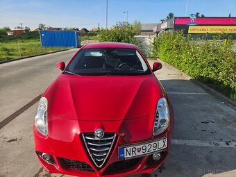 Alfa Romeo Giulietta 1.4TJET DISTINTIVE - 18