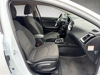 Kia Ceed SW 1.6 CRDi MHEV Gold - 18