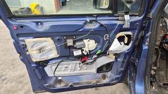 Fiat Ulysse 2,2HDI 94kw kód motora: 4HW - 18