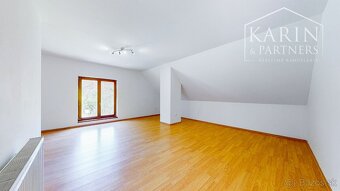Rodinný dom na samote s pozemkom 4676 m2 11 km od Púchova - 18