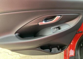 Hyundai i30 1.0-1.MAJ.-KAMERA-ISOFIX - 18
