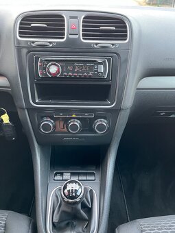 Volkswagen Golf 6 TrendLine 1.6 Benzin + LPG = Top Stav = - 18