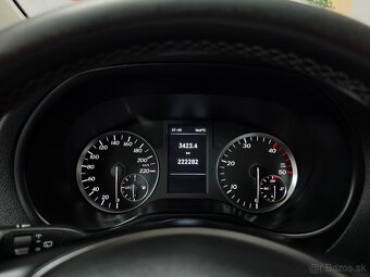 Mercedes-Benz Vito Tourer Extralang Base 9m - 18
