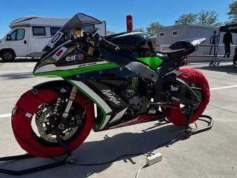 KAWASAKI ZX10R - 18