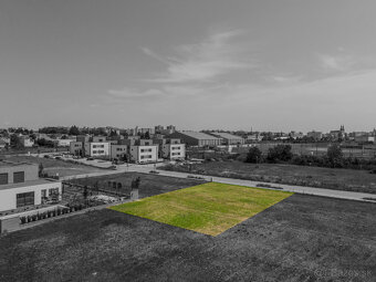 Na predaj nadštandardný stavebný pozemok vo vyhľadávanej lok - 18