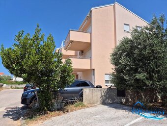 ☀NOVALJA (HR) - 2-izbový byt 45 m2 na prízemí so záhradou - 18