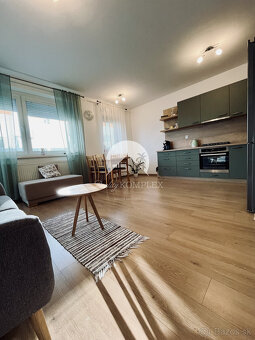 Reality KOMPLEX s.r.o., Vám ponúka na predaj 3-izbový byt v  - 18