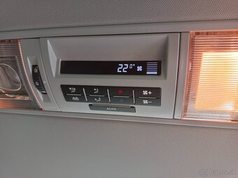 VW Multivan 2.0TDI 132kW DSG 7-míst - záruka Autodraft - 18