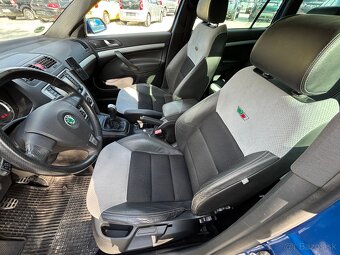 🔵 Škoda Octavia Combi 2.0 TDI RS - 18