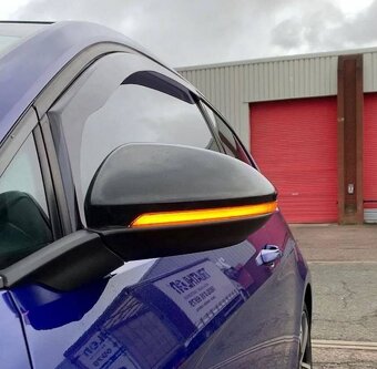 DYNAMICKE LED SMEROVKY DO SPATNYCH ZRKADIEL - 18