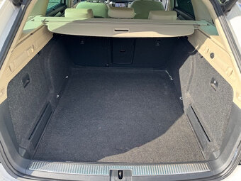 Škoda Superb Combi 2.0 TDI Business DSG AKONTACIA OD 0% - 18