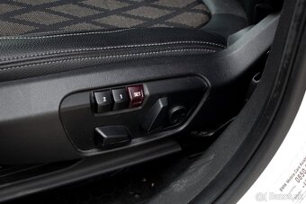 BMW X1 xDrive 25i xLine A/T - 18