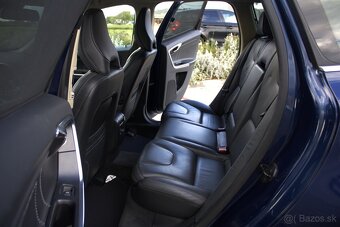 Volvo XC60 D4 AWD Ocean Race Geartronic - 18
