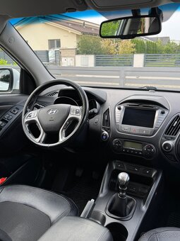 HYUNDAI IX35 2.0CRDI 4X4 - 18