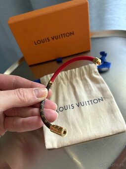 Louis Vuitton Daily Confidential náramok , pc 275€ - 18