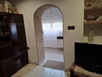 Rodinný dom s. č. 541, Dolné Saliby, okr. Galanta - 18