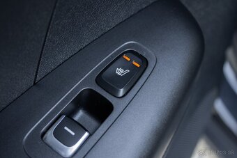 Kia Sportage 1.6 CRDi A/T - NOVÝ MOTOR - 18