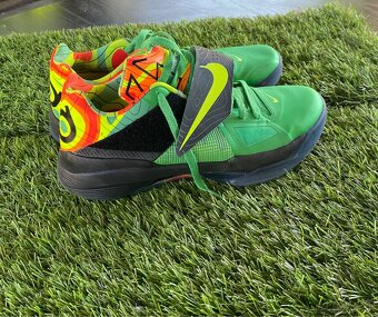 Nike, Jordans 42-42,5 - 18