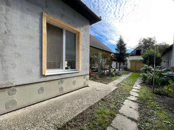 Na predaj - Rodinný dom- s pozemkom 739m² - 18
