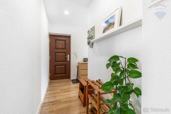 Unikátny 2,5 izbový byt v centre mesta, Prievidza - 18