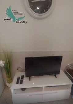 Apartmán s dvorom len 80m od mora na ostrove Vir v Chorvátsk - 18