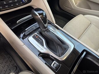 Opel Insignia ST 2.0 CDTI BiTURBO 210k S S Exclusive 4x4 AT8 - 18