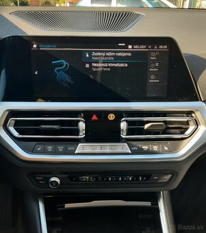 Predám  BMW Rad 3 330e PHEV A/T - 18