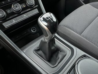Volkswagen Touran 2.0 TDi - 18