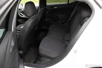 Opel Astra 1.4 Enjoy - 18