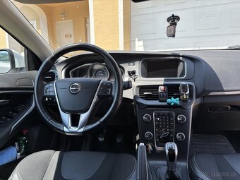 Volvo V40 Momentum 2016 - 18