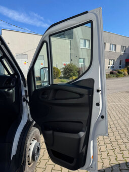 Iveco Daily 70C18 - 18