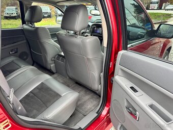 Jeep Grand Cherokee SRT 6.1 HEMI - 18