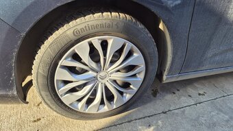 Citroen C4 1,6HDI 68kw kód: 9H06 - 18