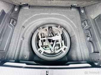 VVW Passat Variant 2.0 TDi DSG Business 2023 110kW NAVI,LED - 18