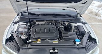 Volkswagen PASSAT - 18