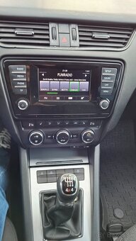 ŠKODA OCTAVIA COMBI 2.0 TDI.4X4 - 18