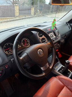 Volkswagen VW Tiguan 2.0 TDi 103kw koža,Výhrev,Ťažné,R18 - 18