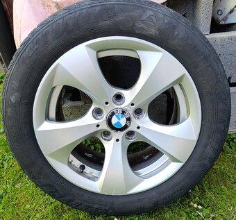 BMW e90 320 2l D 120kw. - 18