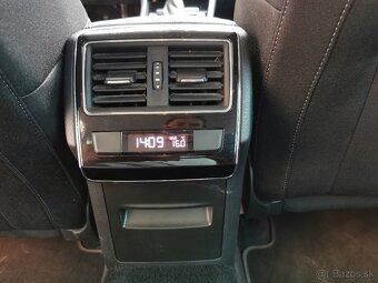 Predám Škodu Superb combi 2.0 TDI Style - 18