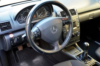Mercedes-Benz A-Klasse A 160 Classic Benzin - 18