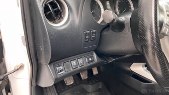 NISSAN NAVARA - NA PREDAJ / AJ NA SPLATKY - 18