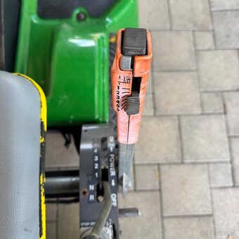 Husqvarna rider 850 / JOHN DEERE - 18