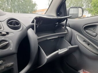 Toyota Yaris 1,0 vvti 50kw - 18