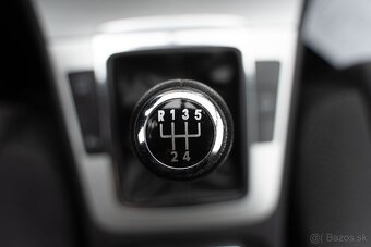 Volkswagen Passat Variant 2.0 TDI CR 110k DPF Comfortline - 18
